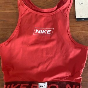 New with tags Nike sports bra